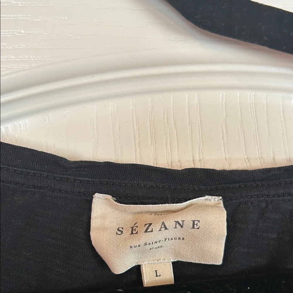 Sezane Black Short Sleeve Tee - Picture 2 of 5